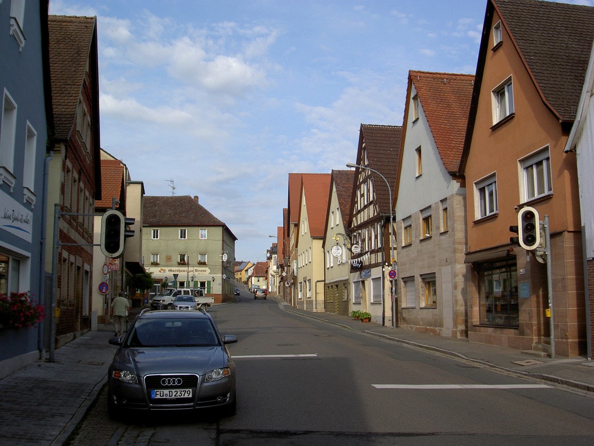 Wilhermsdorf, Huser in der Ansbacher Strae (10.08.2014)