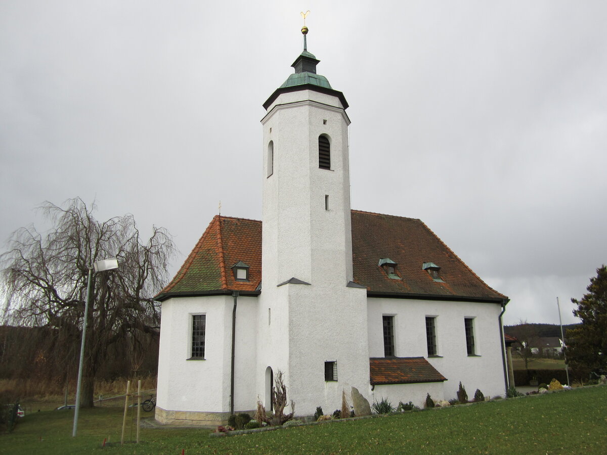Wimmelbach, Pfarrkirche St. Laurentius, Saalkirche mit Walmdach, erbaut von 1930 bis 1931 durch Otto Schulz (09.02.2014)