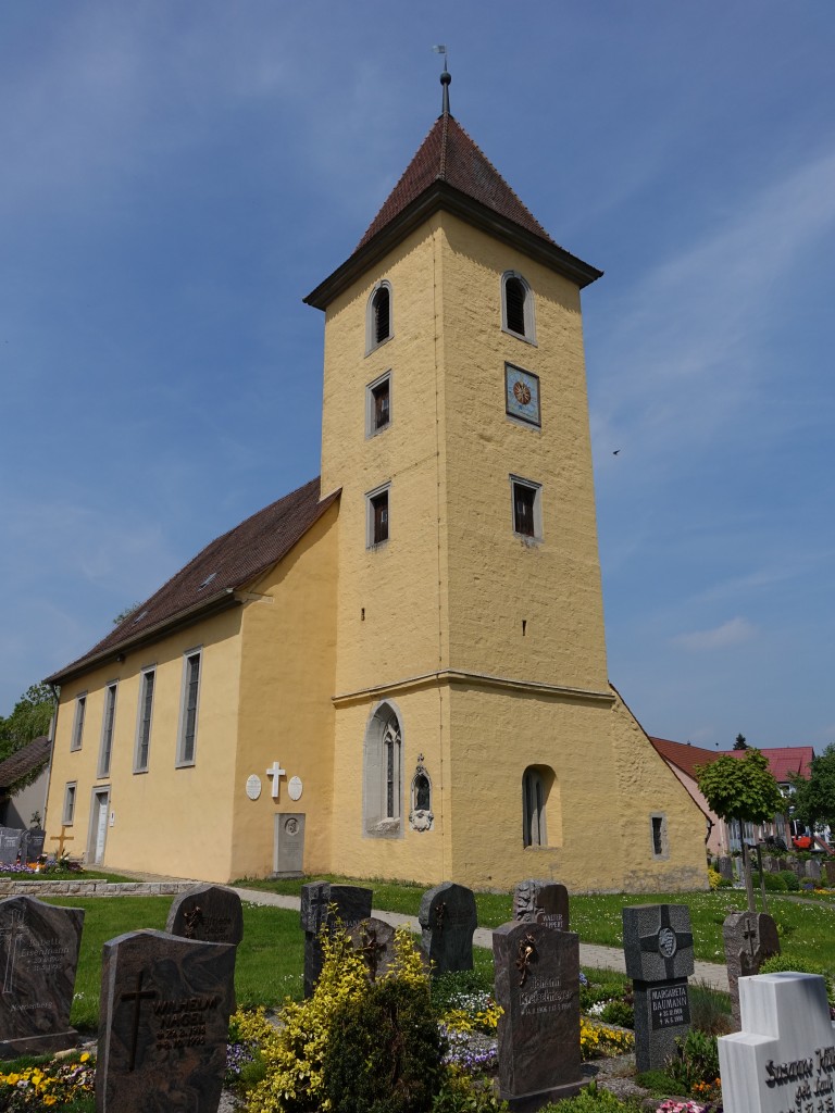 Windelsbach, Ev. St. Martin Kirche, Chorturmkirche, erbaut ab 1241, Langhaus von 1715 (14.05.2015)