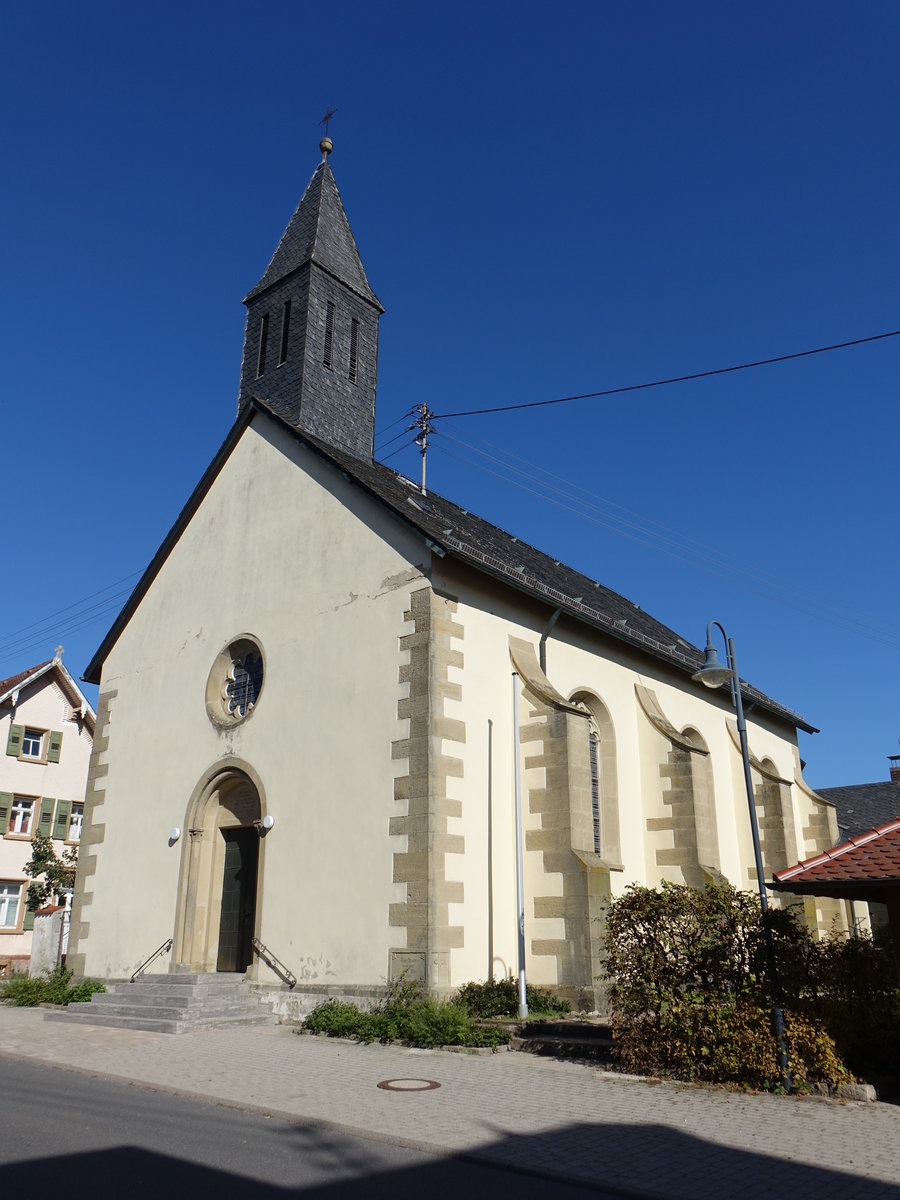 Windischbuch, kath. Pfarrkirche St. Elisabeth, neuromanischer Saalbau mit eingezogenem Chor, erbaut 1856 (15.10.2017)