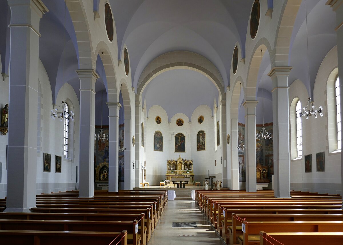 Windschlg, Blick zum Altar in der Kirche St.Pankratius, Sept.2021