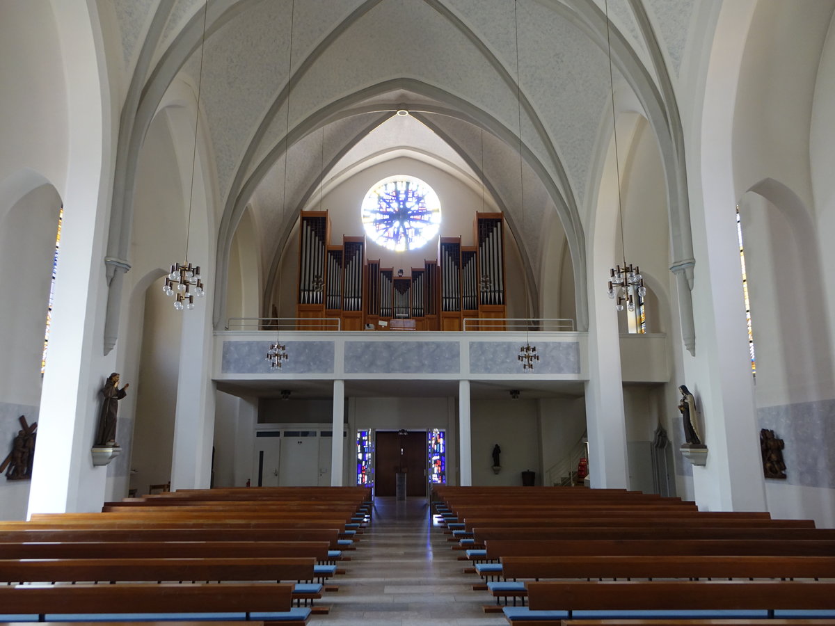 Winzeln, Orgelempore in der kath. St. Mauritius Kirche (19.08.2018)