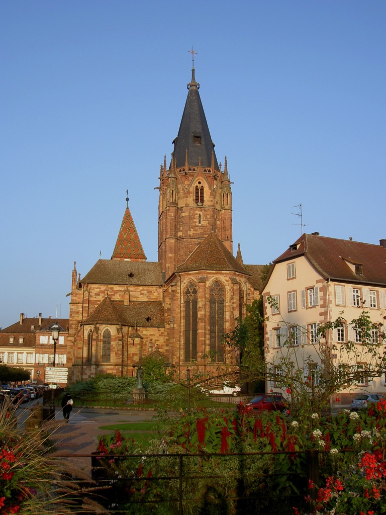 Wissembourg, gotische Abteikirche St. Pierre et Saint Paul, erbaut Ende des 13. Jahrhunderts unter Abt Edelin (03.10.2014)