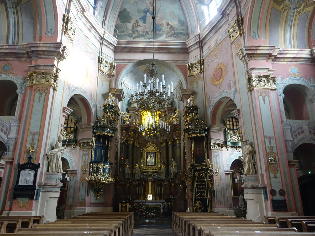 Wlodawa, sptbarocker Innenraum der Pfarrkirche St. Ludwig (16.06.2021)