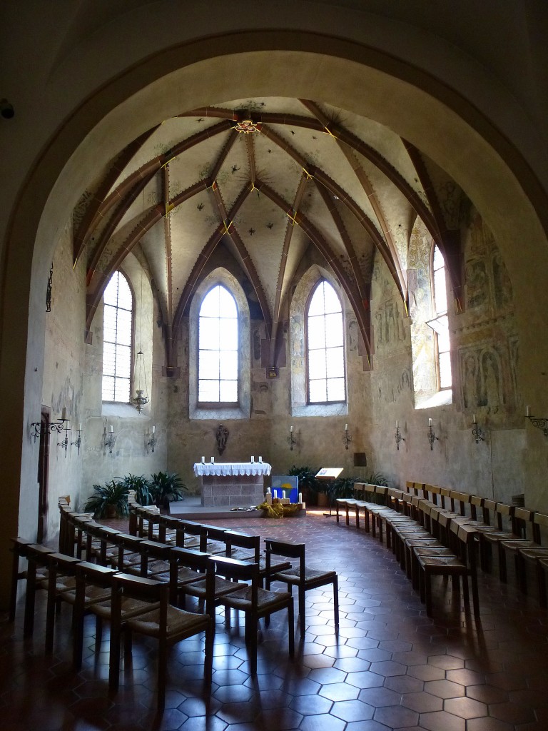 Wolfach, St.Laurentius-Kirche, der alte Chor mit Fresken aus dem 14.Jahrhundert, juli 2013