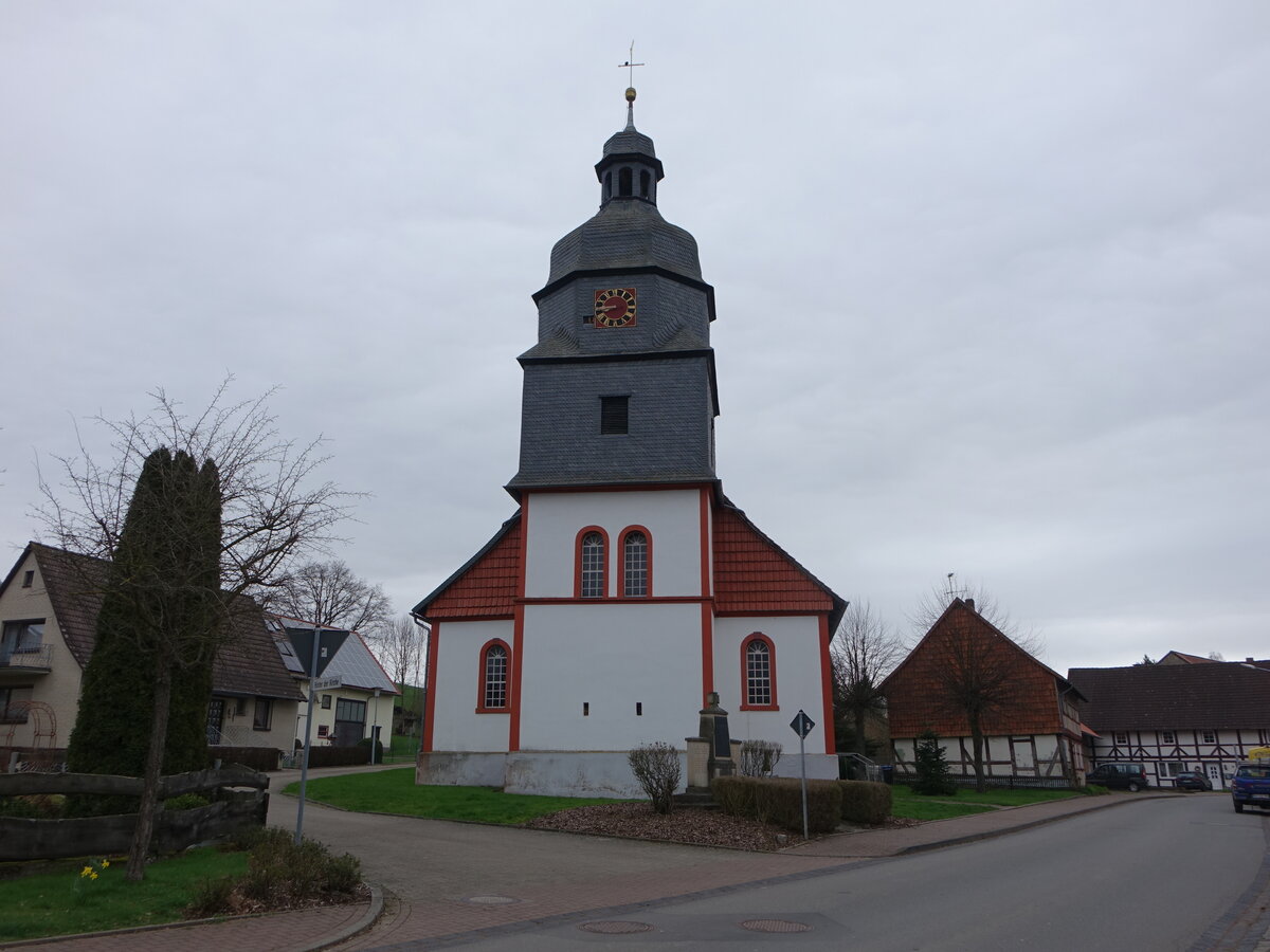 Wollershausen, evangelische St. Marien Kirche, erbaut von 1610 bis 1611, Langschiff Umbau 1675 (19.03.2024)