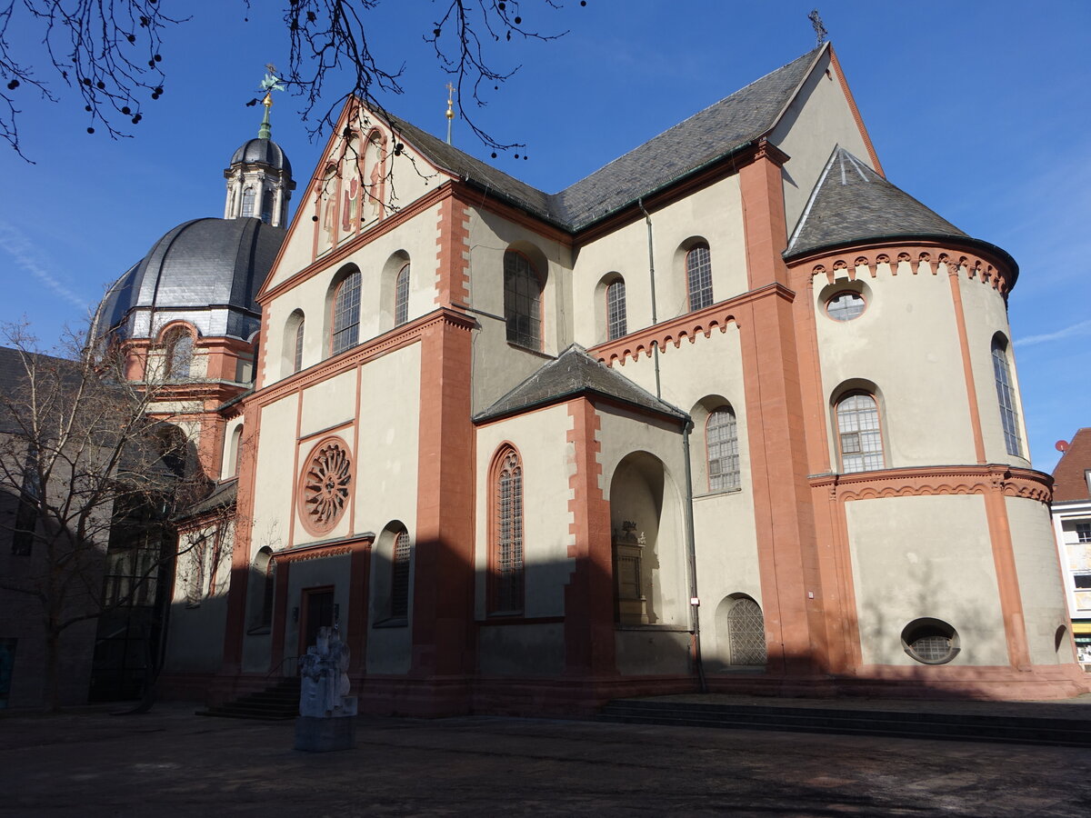 Wrzburg, Neumnsterkirche St. Johannes, erbaut von 1711 bis 1716 von Joseph Greissing (21.02.2021)