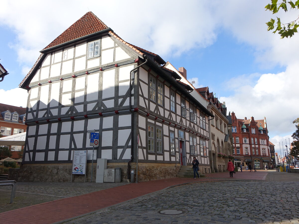 Wunstorf, Gebude des Standesamt in der Stiftsstrae, frherer Bergmannshof der Familie von Holle (07.10.2021)