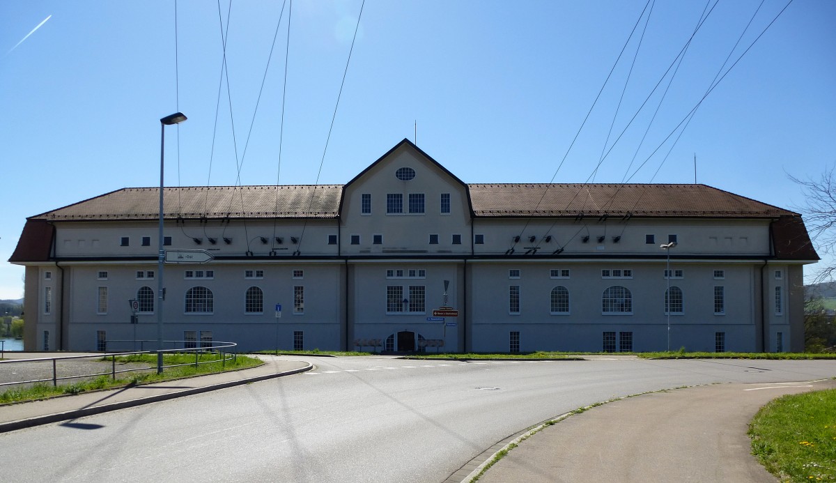 Wyhlen, das Kraftwerksgebude des Zwillingskraftwerkes Augst-Wyhlen am Rhein, 1908-12 erbaut, April 2015