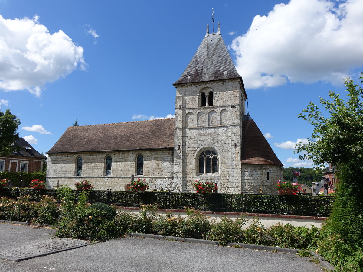 Yainville, Kirche Saint-Andre, erbaut im 11. Jahrhundert (14.07.2016)