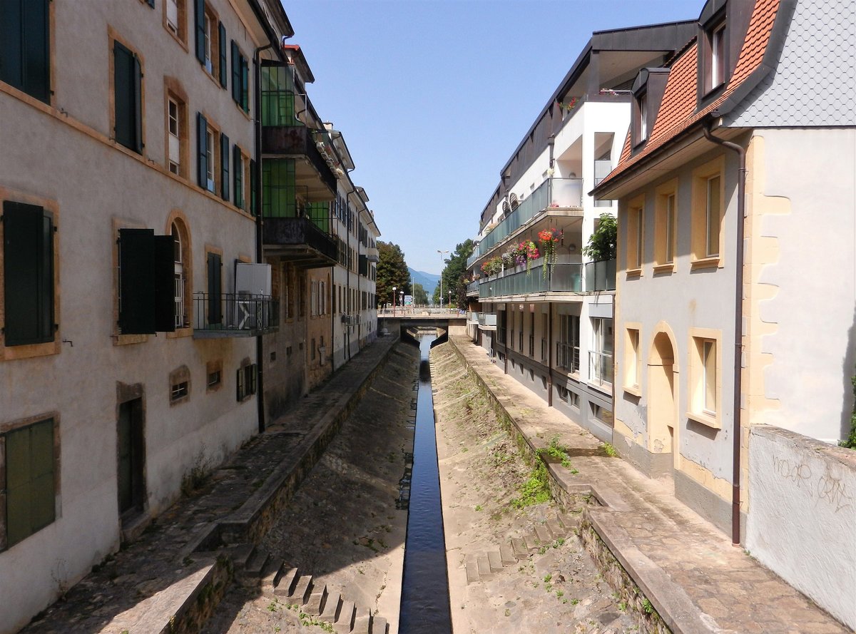 Yverdon-les-Bains, Canal Oriental, Sicht in Richtung Neuenburgersee (Lac de Neuchtel) - 02.08.2013