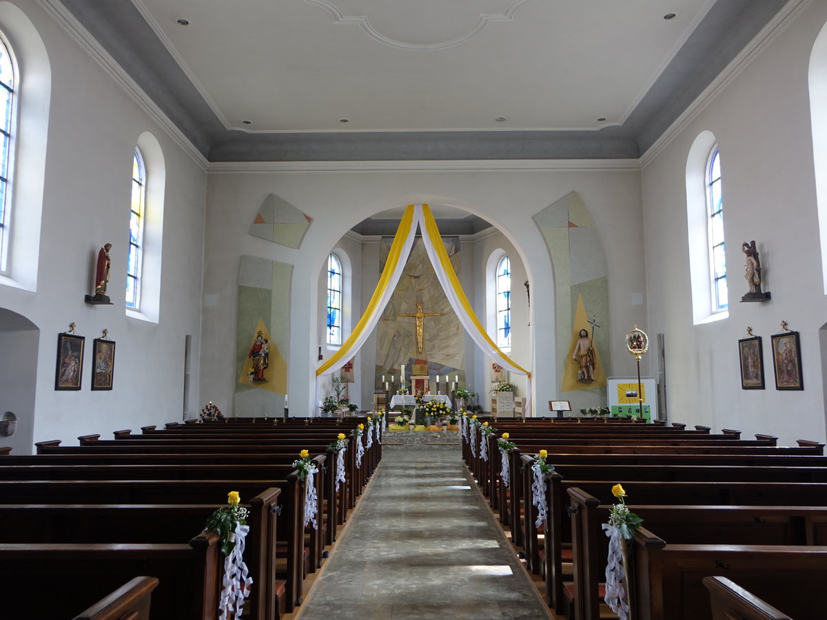 Zapfendorf, Innenraum der Pfarrkirche St. Peter und Paul (09.04.2018)