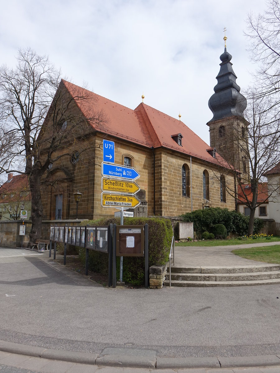 Zapfendorf, Katholische Pfarrkirche St. Peter und Paul, Sandsteinquaderbau mit Walmdach, erbaut von 1734 bis 1736 (09.04.2018)