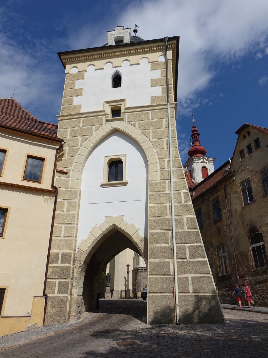 Zatec / Saaz, Priestertor, erbaut im 14. Jahrhundert. Seinen Namen erhielt das Tor von dem nicht mehr existierenden Minoritenkloster (06.07.2019)