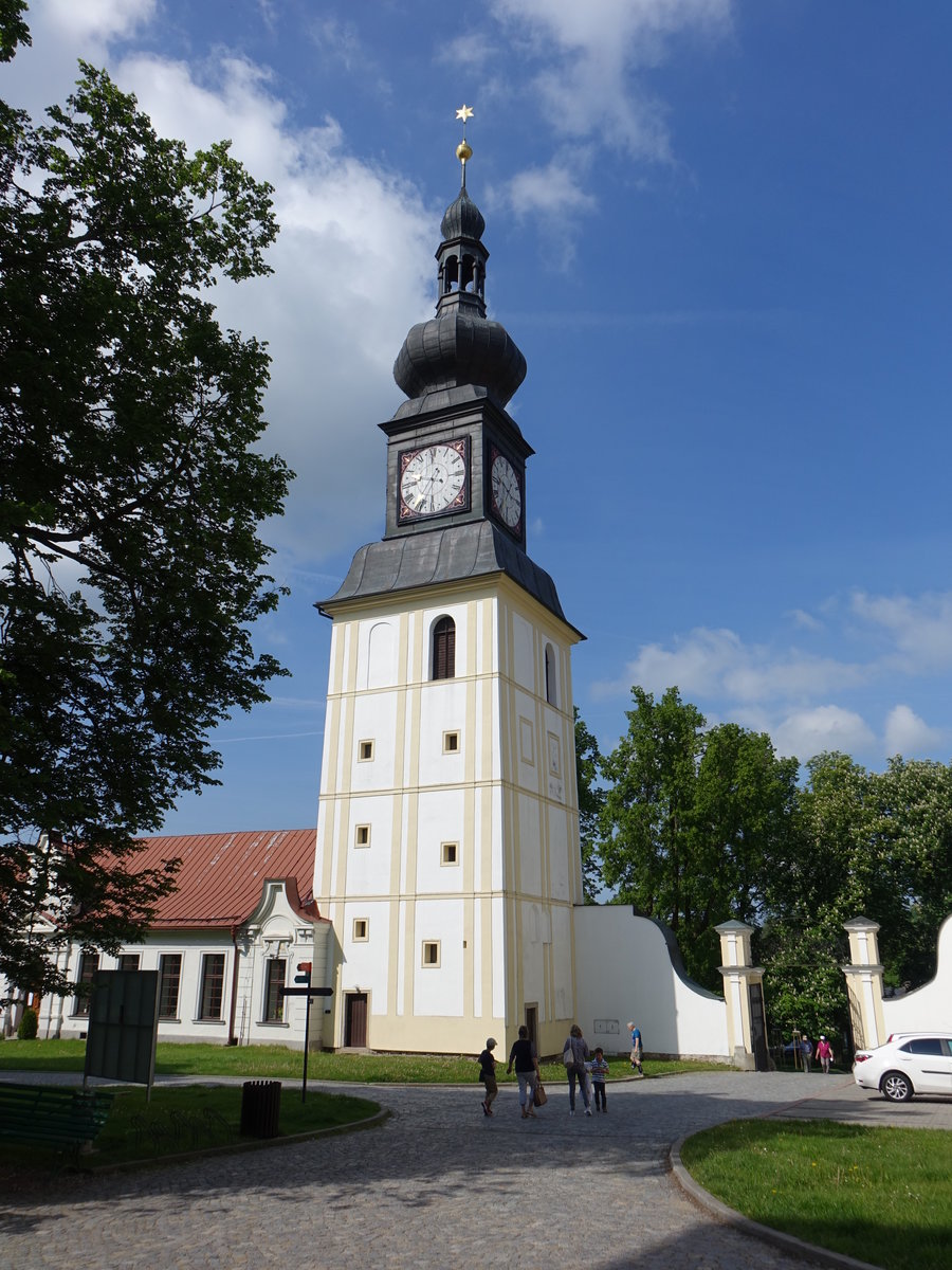 Zdar nad Sazavou/ Saar, Glockenturm aus dem 13. Jahrhundert des Zisterzienserkloster ďr (01.06.2019)