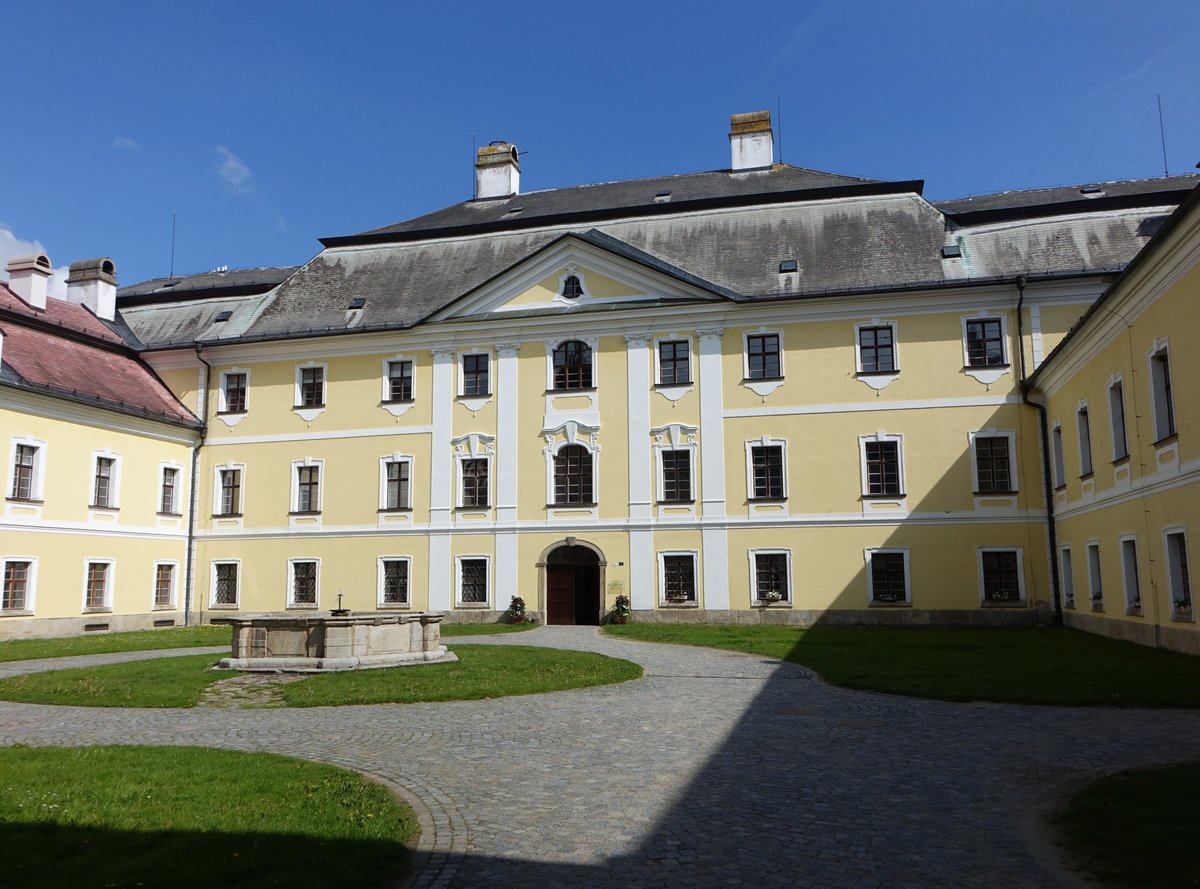 Zdar nad Sazavou/ Saar, Prlatbau des ehem. Zisterzienserkloster ďr (01.06.2019)