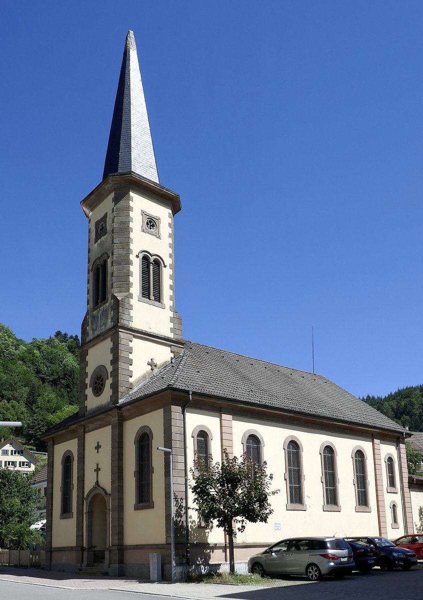 Zell i.W., die ehemalige altkatholische Kirche, gehrt heute der Stadt und wird genutzt als Standesamt und fr Konzerte, Juli 2020