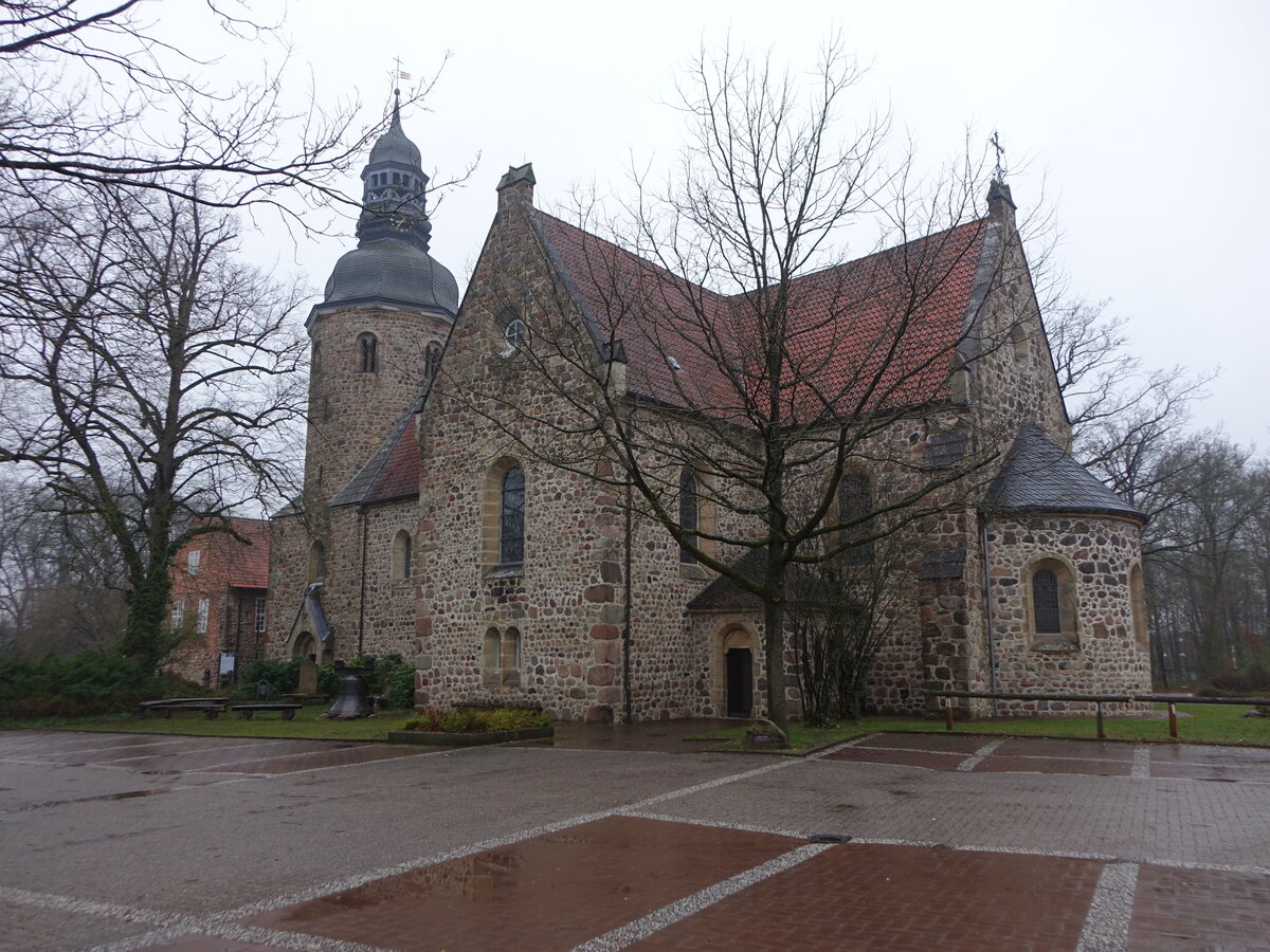Zeven, evangelische St. Viti Kirche, erbaut von 1141 bis 1158, restauriert 1872 durch Conrad Wilhelm Hase (28.03.2026)