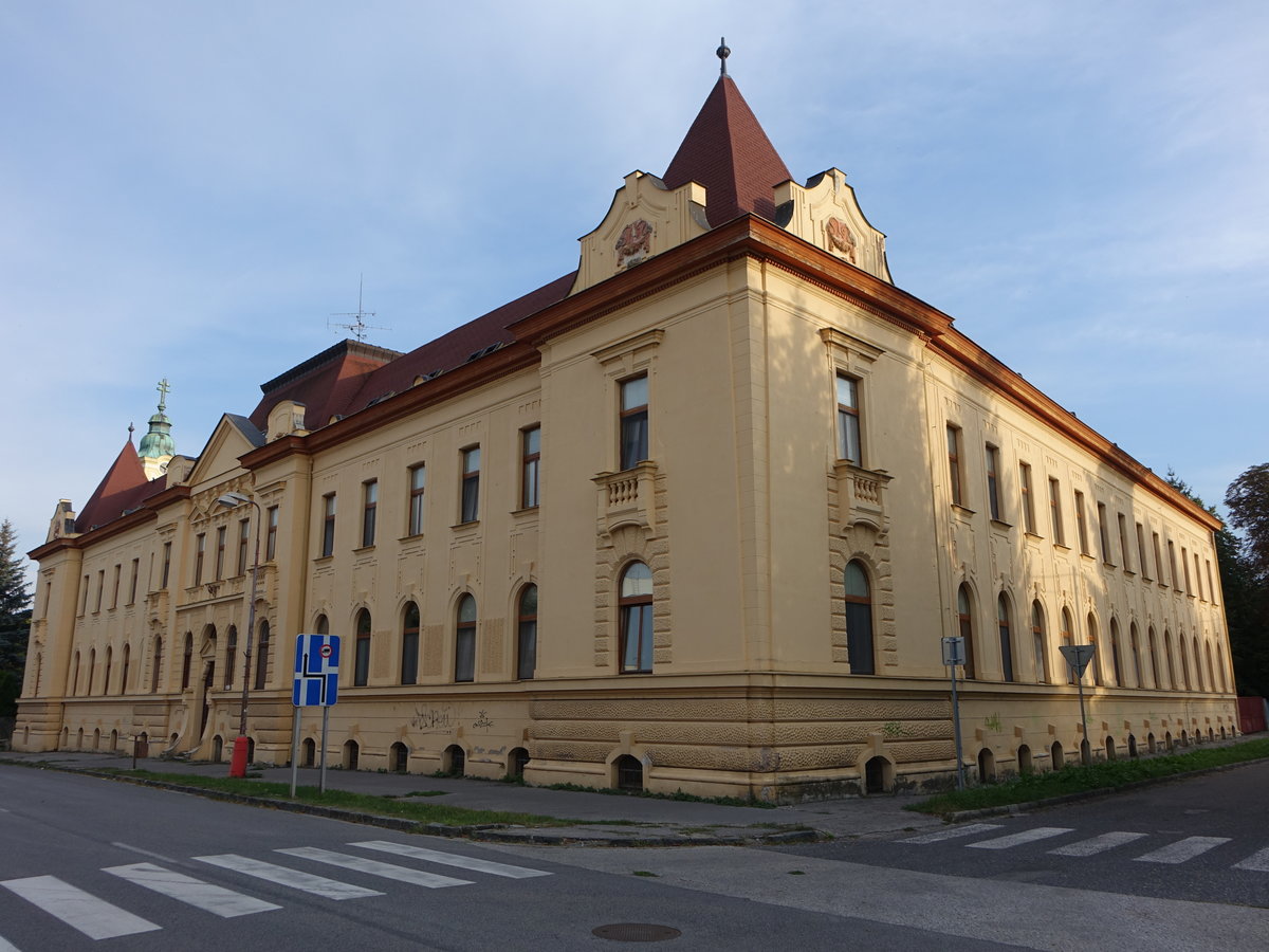 Zlate Moravce / Goldmorawitz, Schule am Freiheitsplatz (29.08.2020)
