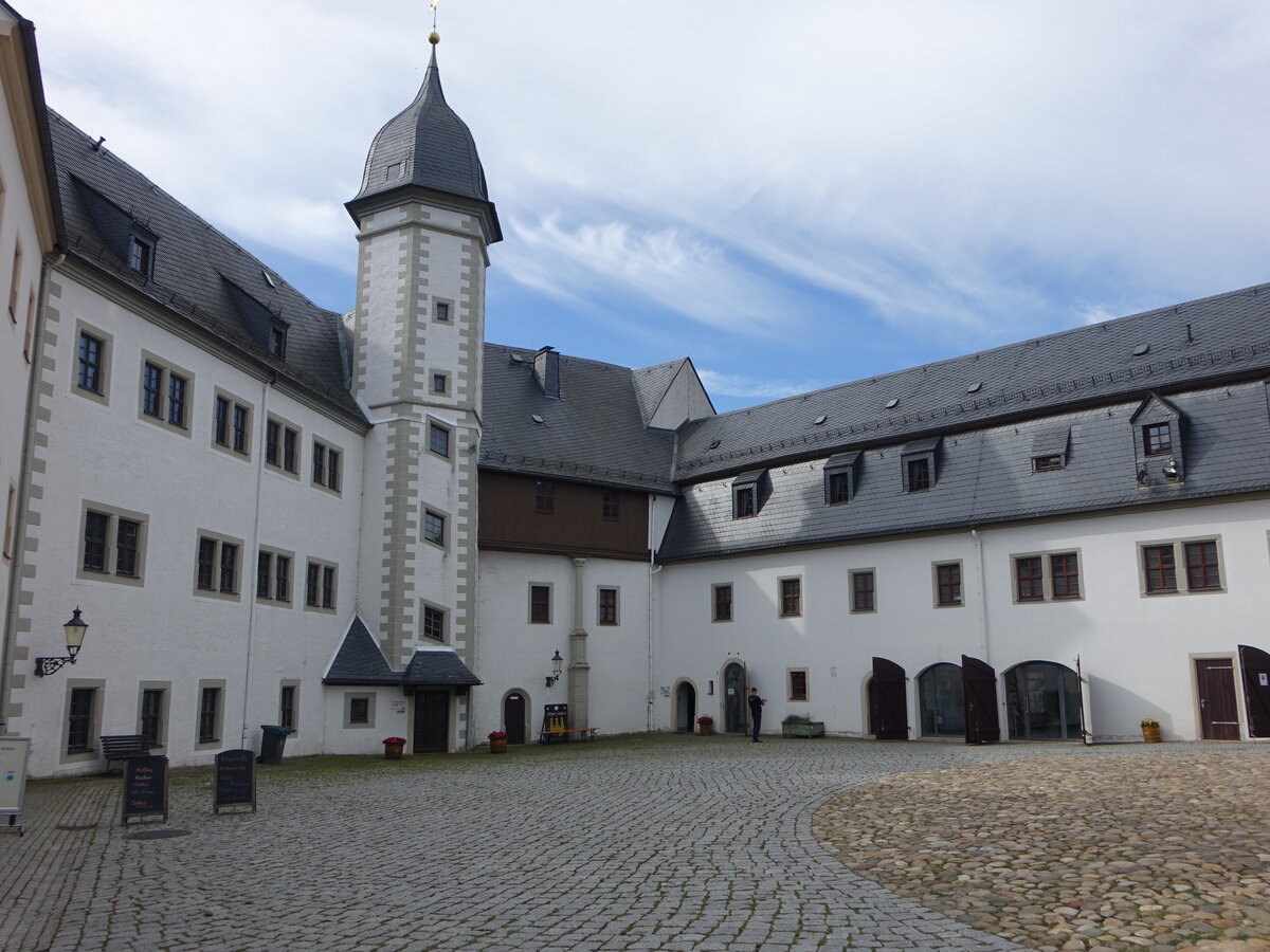 Zschopau, Innenhof von Schloss Wildeck, erbaut von 1545 bis 1547 durch Herzog Moritz von Sachsen (17.09.2023)