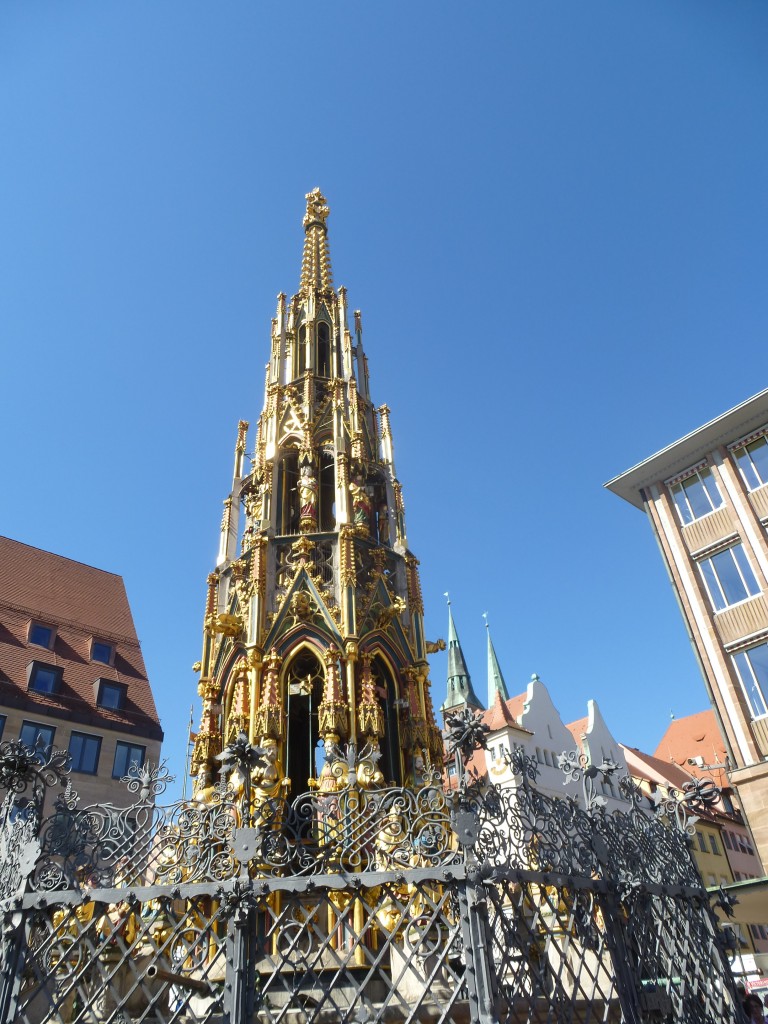 Zu sehen ist  Der Schne Brunnen  in Nrnberg am 06.09.2013. 