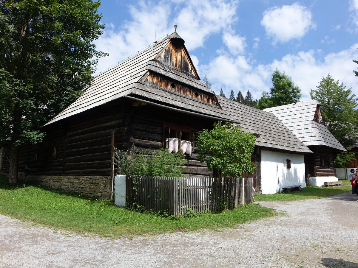 Zuberec, historische Holzhuser im Freilichtmuseum Orava (06.08.2020)