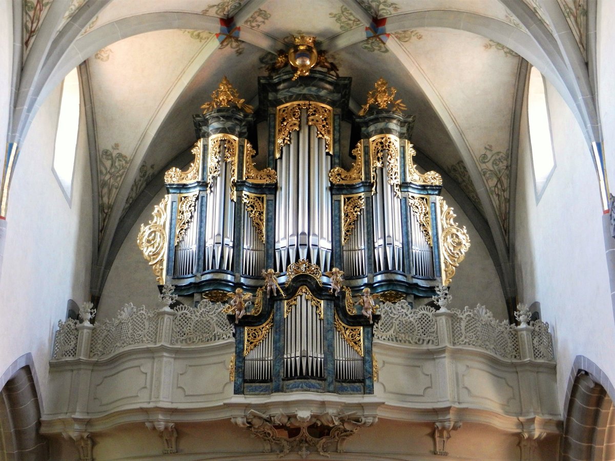 Zug, katholische Kirche St. Oswald. Innenansicht, Orgel - 21.09.2012