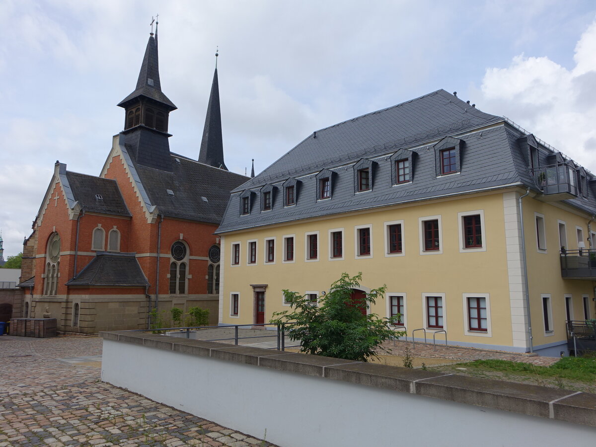 Zwickau, Katharinenkirchhof und Kirche St. Johann Nepomuk (13.08.2023)