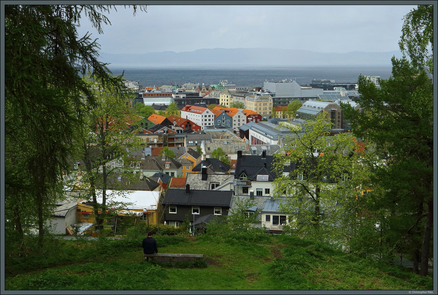 Blick vom Festungspark auf das Stadtzentrum von Trondheim. (26.05.2023)