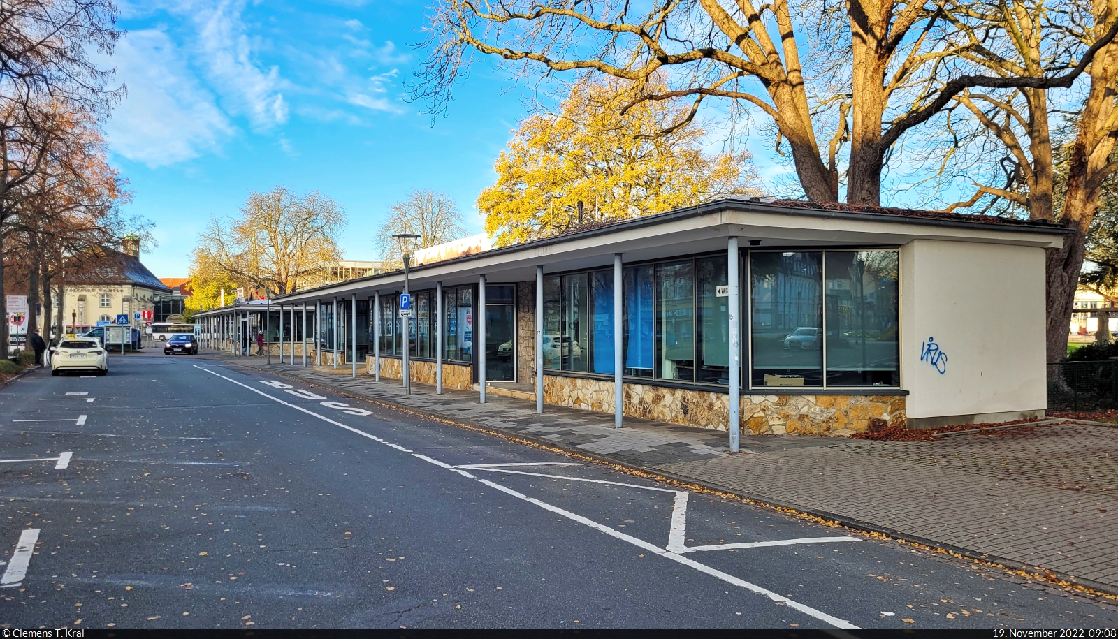 Das glserne Funkhaus des Brgerradios  radio aktiv  in der Hamelner Deisterallee, direkt vor dem Brgergarten.

🕓 19.11.2022 | 9:08 Uhr