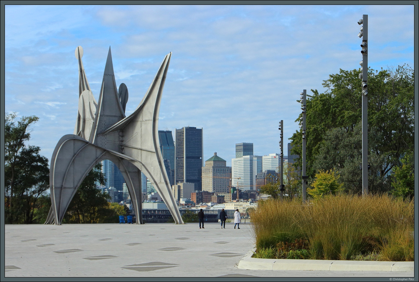 Die Skulptur  Man  wurde von Alexander Calder anlsslicher der Expo 1967 auf der le Sainte-Hlne in Montreal errichtet. (10.10.2022)