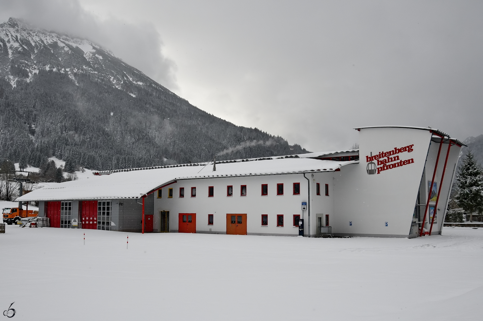 Die Talstation der Breitenbergbahn in Pfronten-Steinach. (November 2023)