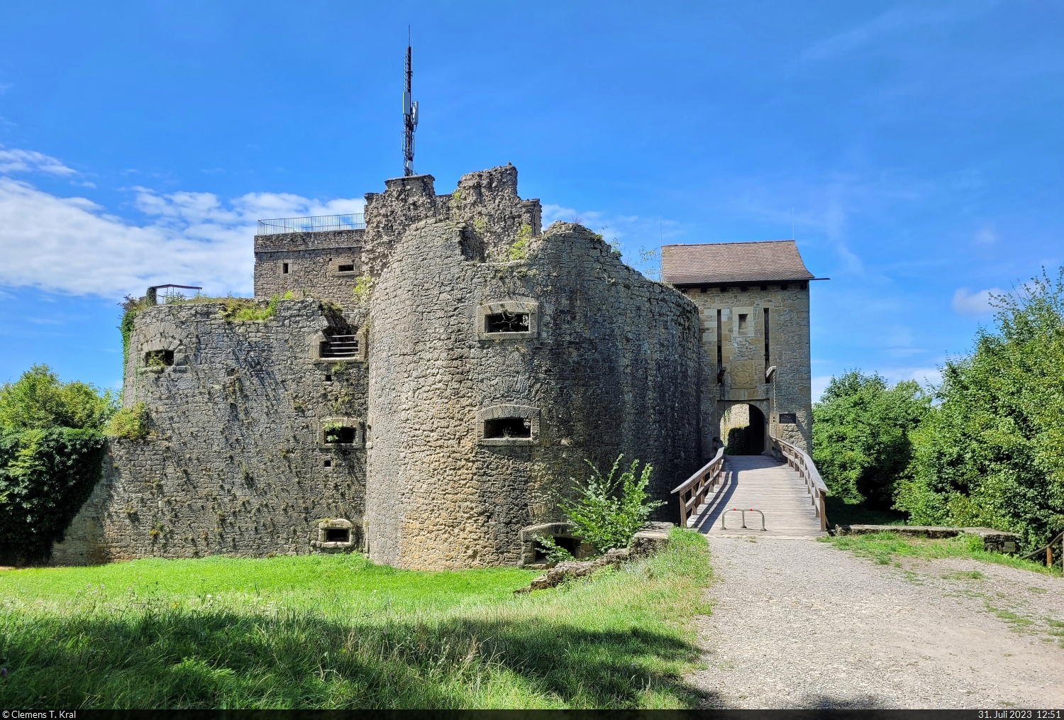 Ruine Kssaburg, gelegen 634 Meter . NN bei Bechtersbohl in der Gemeinde Kssaberg und ohne Eintritt zugnglich.

🕓 31.7.2023 | 12:51 Uhr