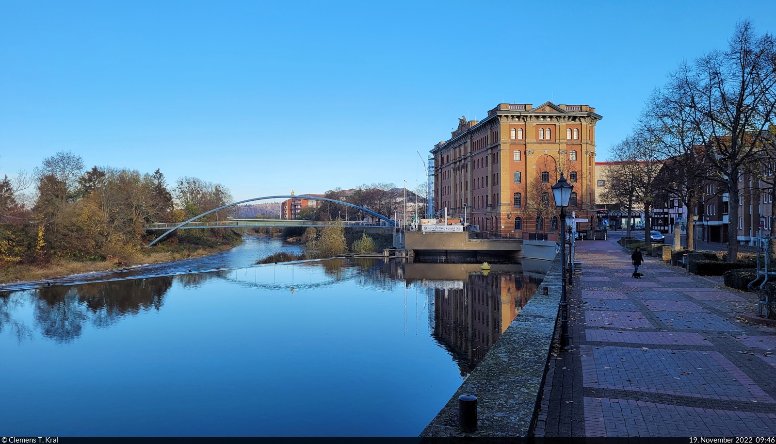 Weserblick am Langen Wall in Hameln mit Rattenbrcke und Pfortmhle (rechts).

🕓 19.11.2022 | 9:46 Uhr