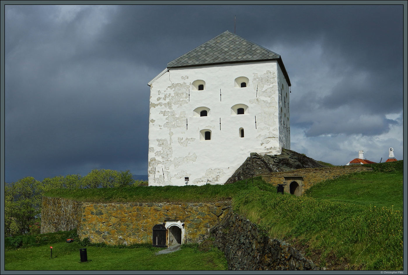 Zentrum der Festung Kristiansten ist der Hauptturm, der heute ein Museum beherbergt. (Trondheim, 26.05.2023)