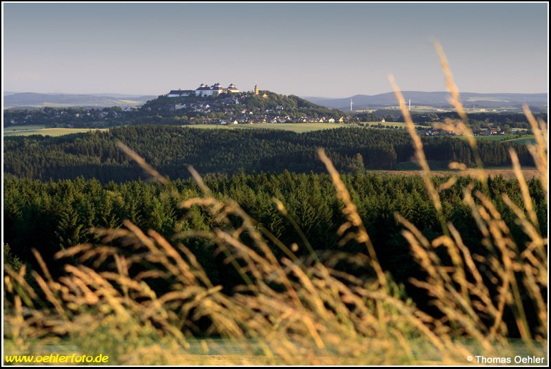 Abendlicher Blick vom Oederaner Berg hinber nach Augustusburg, aufgenommen am 23.06.08.