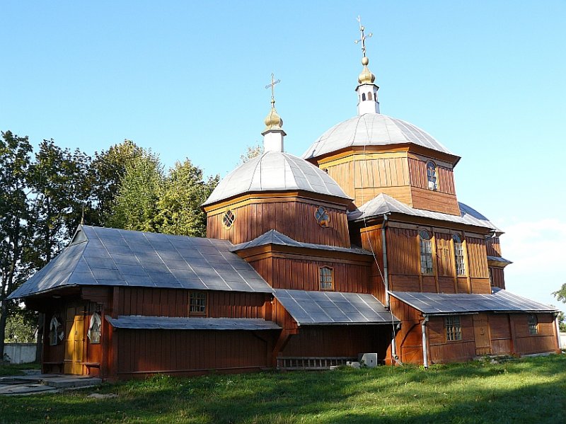Alte Kirche in Lavrykiv (Ukraine) 15-09-2007.