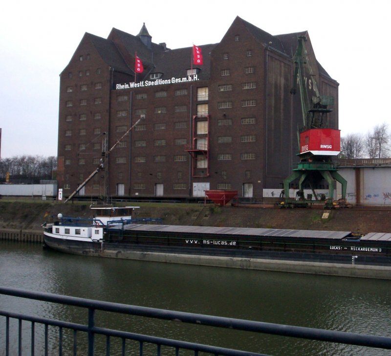 altes Speichergebude am Duisburger Innenhafen
RWSG - Speicher 