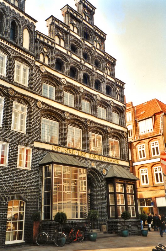 Altstadt Lneburg, Backstein-Giebelhuser, Frhjahr 2003