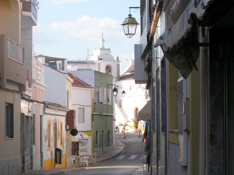 ALVOR (Concelho de Portimo), 09.02.2005, in der Rua 25 de Abril