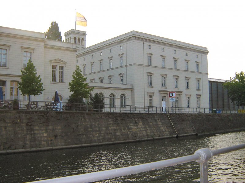 Am alten Hamburger Bahnhof, Foto vom 2. 7. 2008