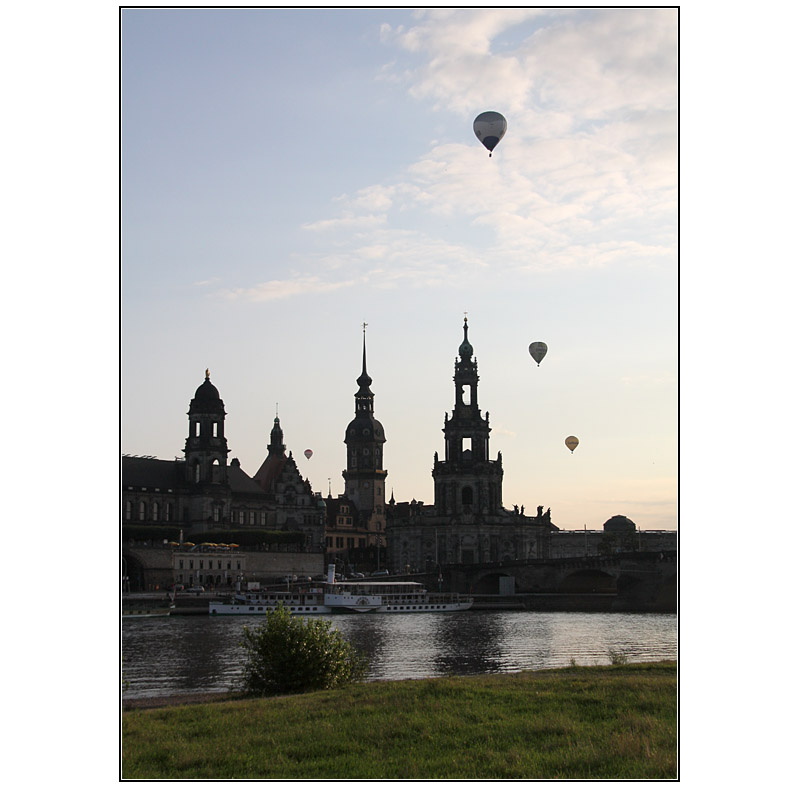 An der Elbe in Dresden. 05.08.2009 (Matthias)