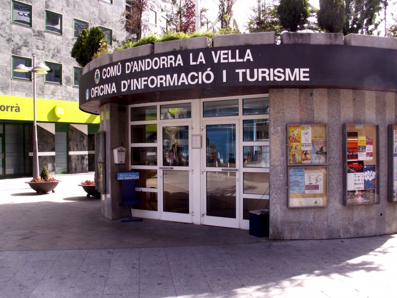 ANDORRA LA VELLA (Parrquia d'Andorra la Vella), 13.06.2006, das Tourismusbro