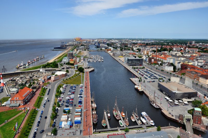 Aussicht vom Atlantic Hotel Sail City auf die Stadt