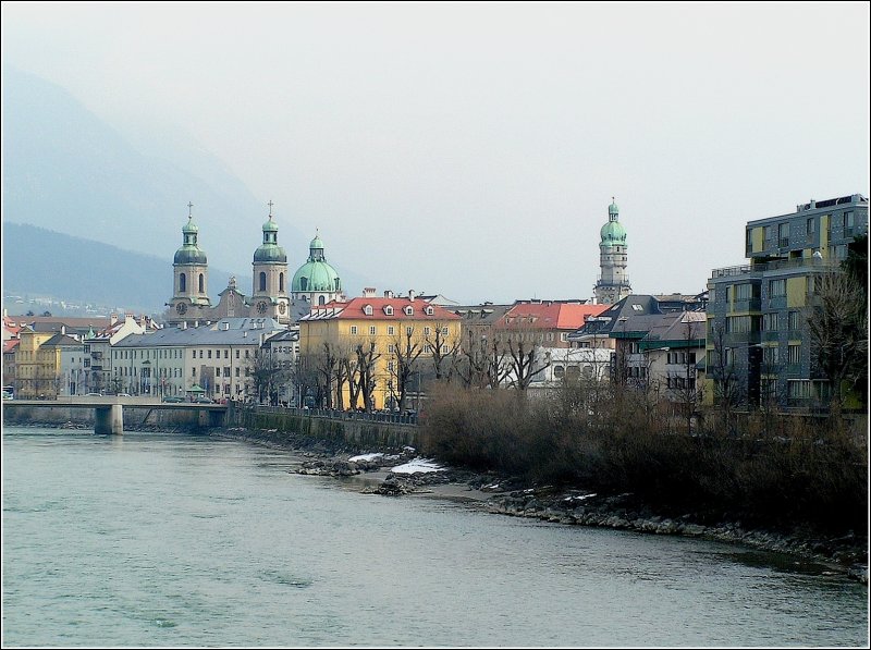 Aussicht auf Innsbruck. Ausser dem Inn, sieht man die alte Innbrcke, den Dom zu St. Jakob, sowie den Stadtturm. 08.03.08 (Hans)