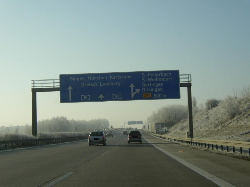 Autobahn A81 beim Kreuz  Stuttgart  richtung Autobahndreick  Leonberg !!! 25.12.07