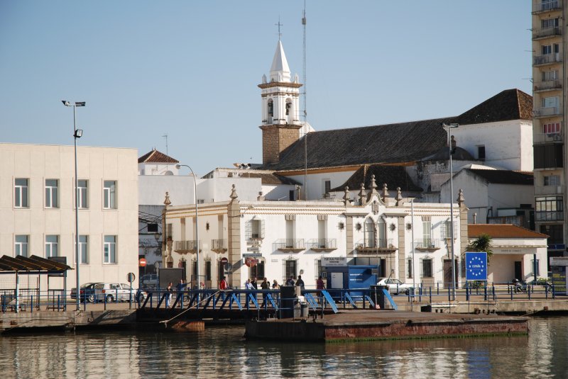 AYAMONTE (Provincia de Huelva), 19.01.2007, Blick vom Rio Guadiana auf den frheren Grenzhafen