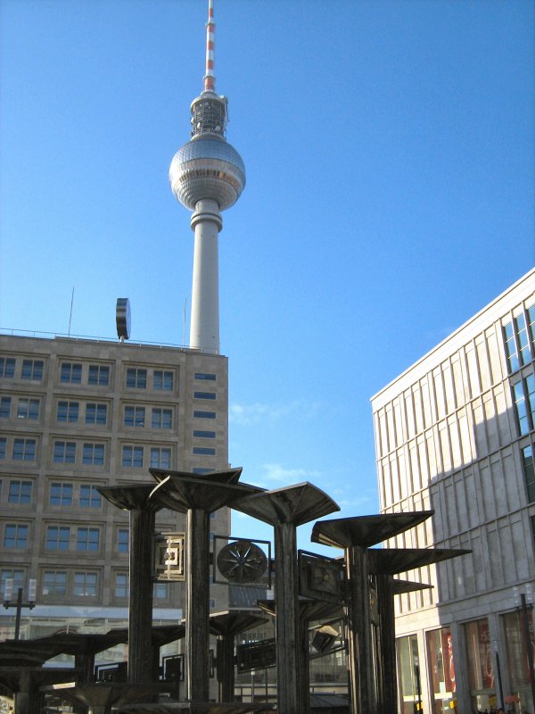 Berlin-Alexanderplatz. Endlich mal Sonne in diesem Winter - 17. 1. 2008