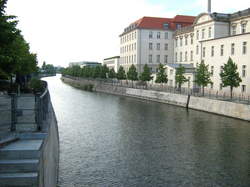 BERLIN, am Berlin-Spandauer-Schifffahrtskanal, Foto vom 2.9. 2008