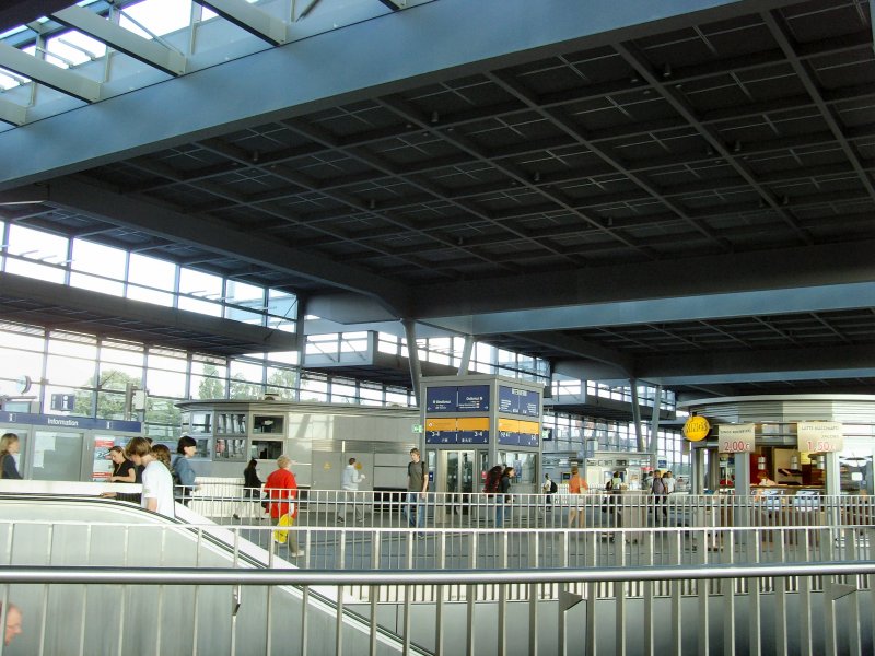 Berlin, Bahnhof Sdkreuz - Ringbahnhalle
JULI 2008